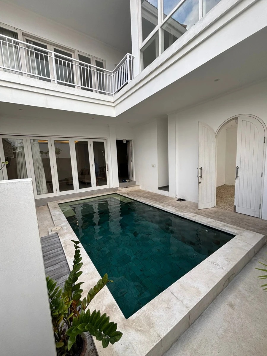 3 br villa for Rent in Cemagi 