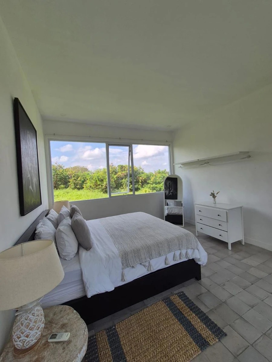 Stylish 4-Bedroom Villa with Jungle View