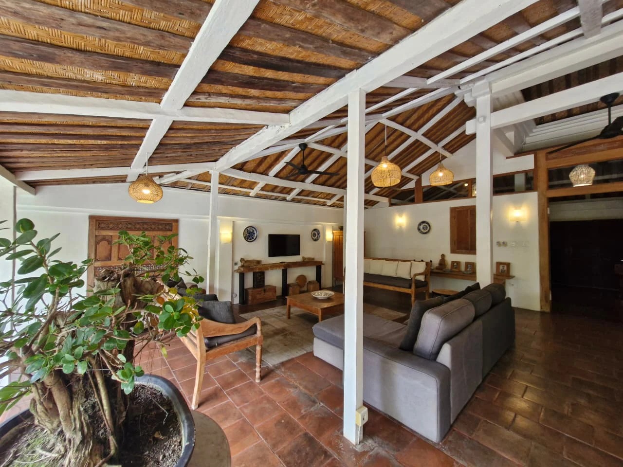 Unique Joglo Villa for Rent in Canggu!