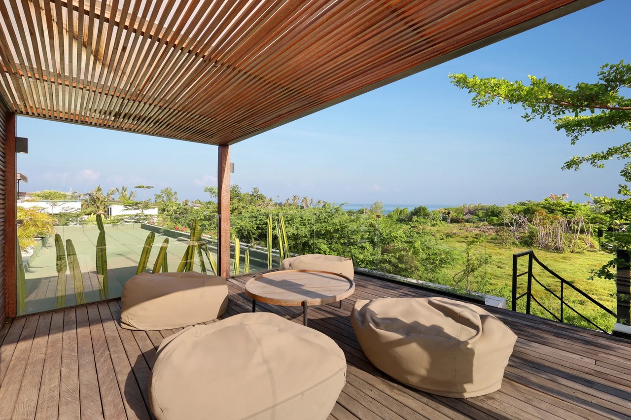 Stunning 3BR Garden Villa 3 Minutes to B