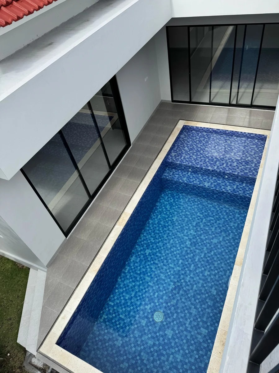Modern 2-Bedroom Villa for Rent