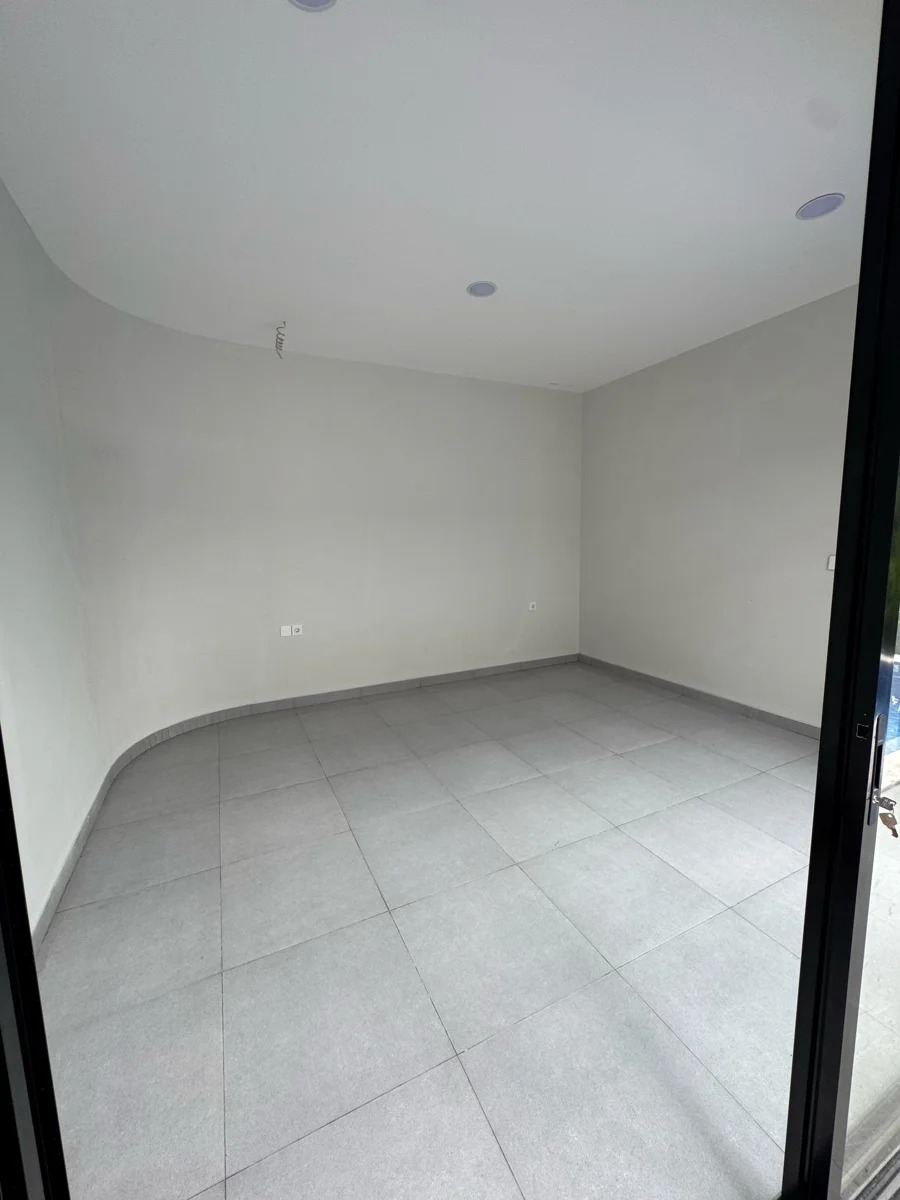 Modern 2-Bedroom Villa for Rent