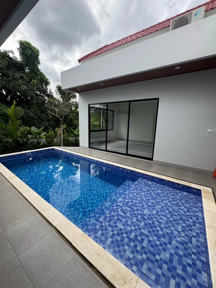 Modern 2-Bedroom Villa for Rent