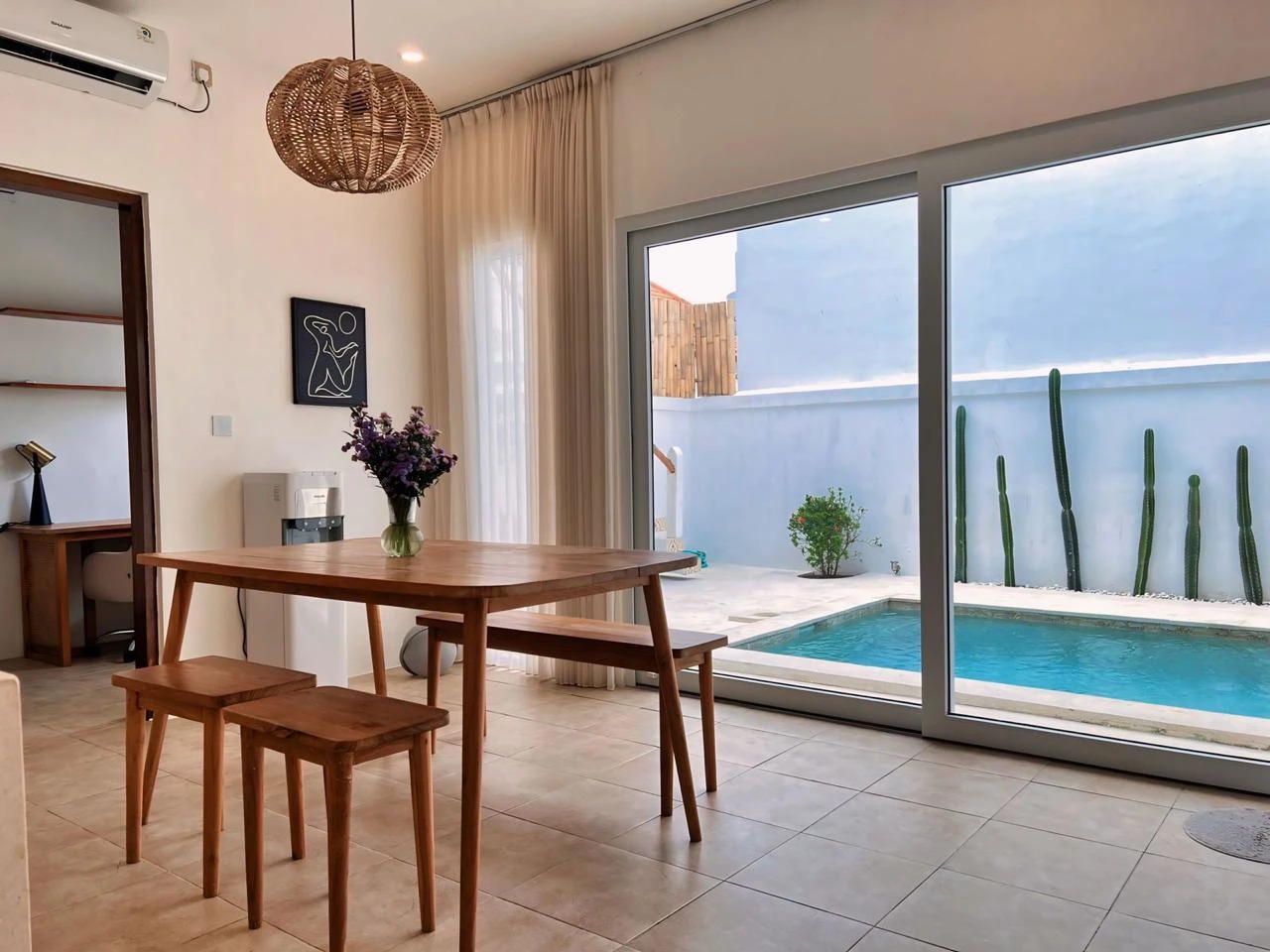 Modern 1BR Villa + Study w/ Rooftop