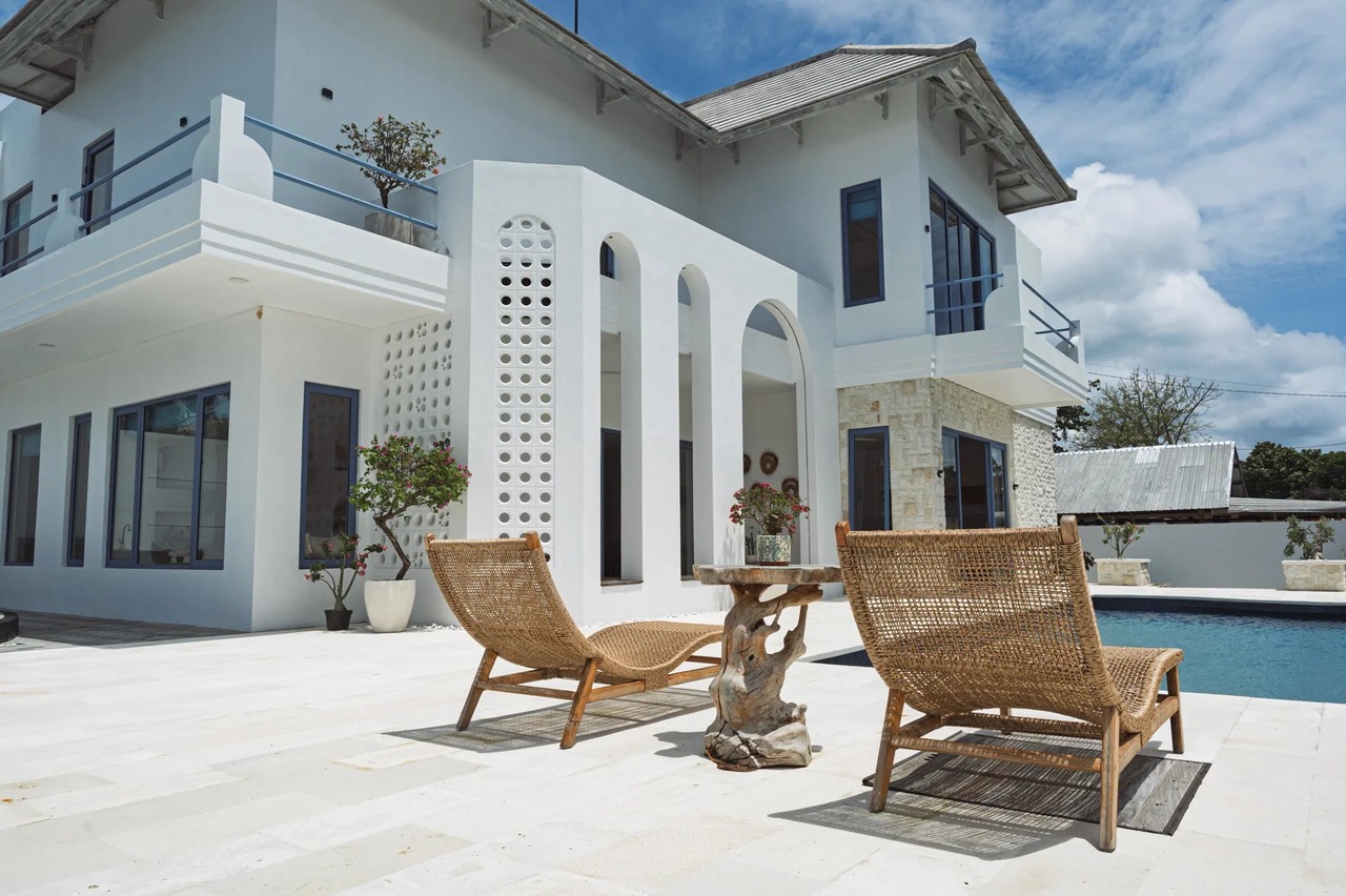 DO 76 - VILLA FOR SALE IN NUSA DUA BALI