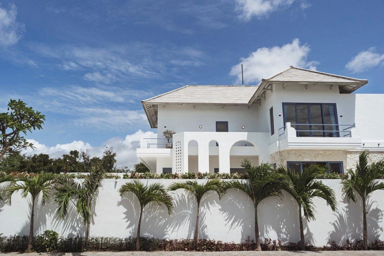 DO 76 - VILLA FOR SALE IN NUSA DUA BALI