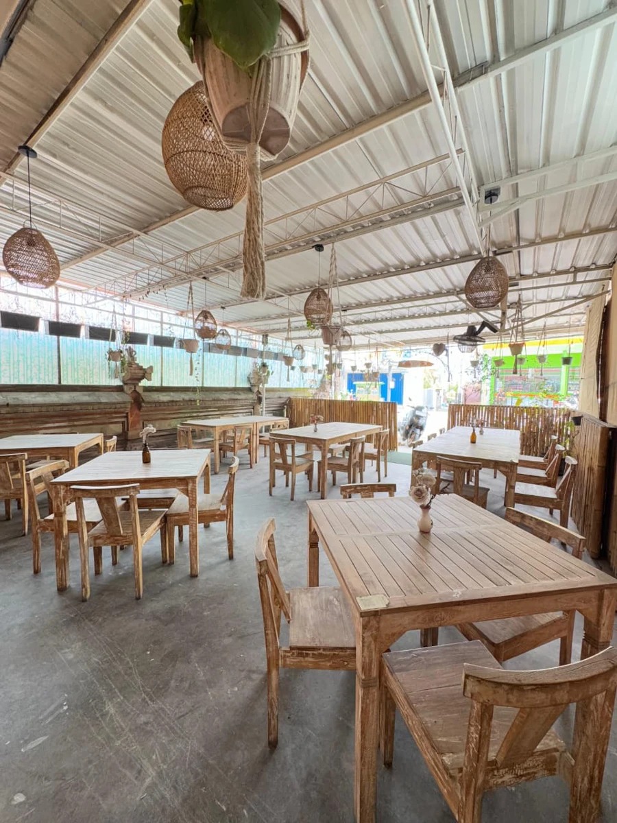 Shop ungasan over contract