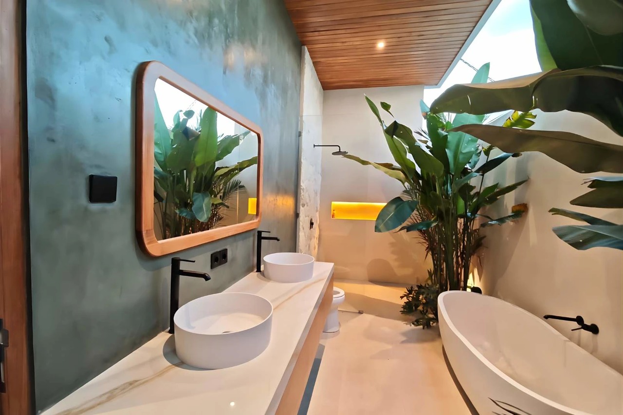 🌴 Elegant 3BR Tropical Villa