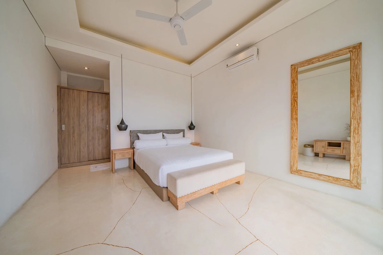 Luxury 5BR Villa with Rooftop & Spa