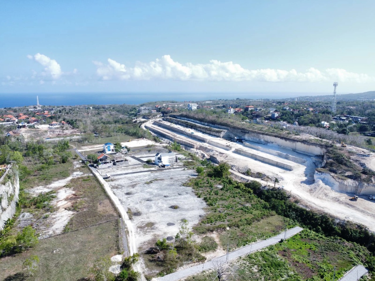 DO 33 - LAND FOR SALE IN PANDAWA BALI