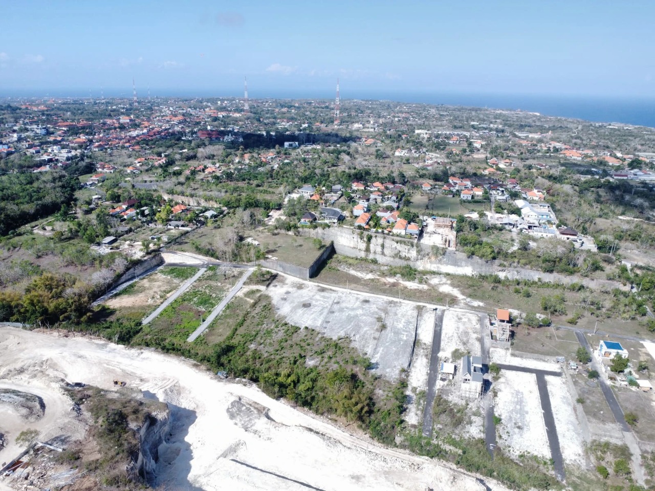 DO 33 - LAND FOR SALE IN PANDAWA BALI