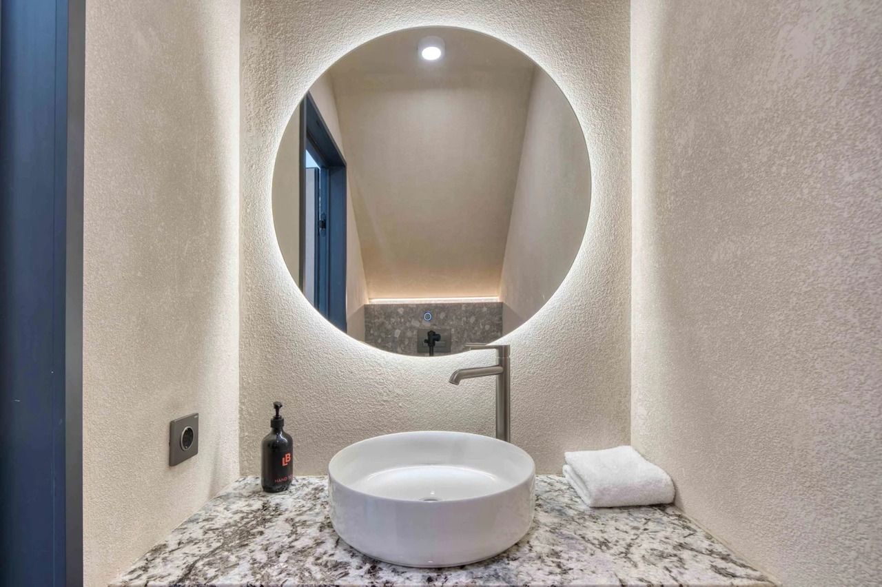 Modern 2BR Villa w/ Private Pool and Bal