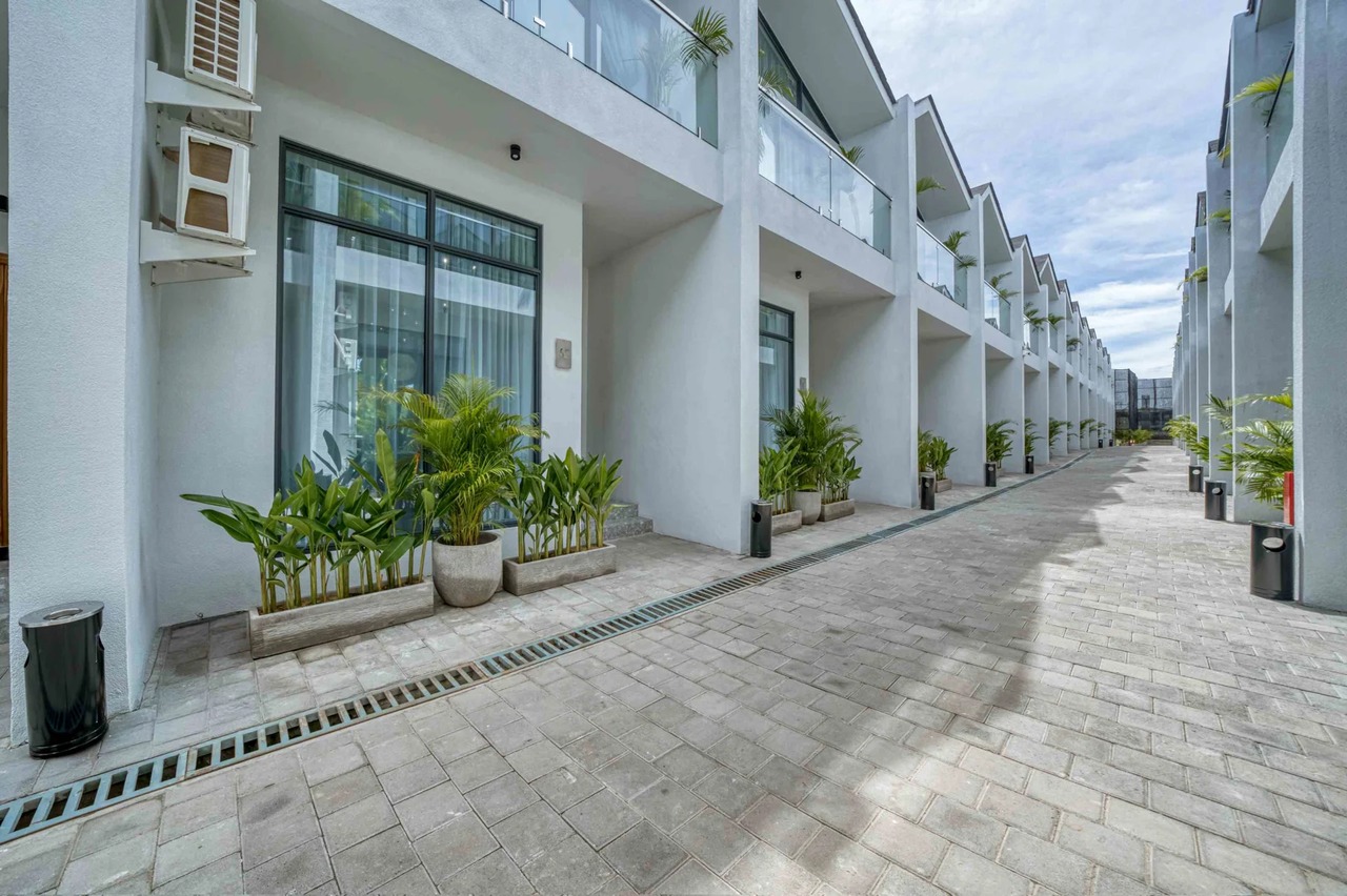 Modern 2BR Villa w/ Private Pool and Bal