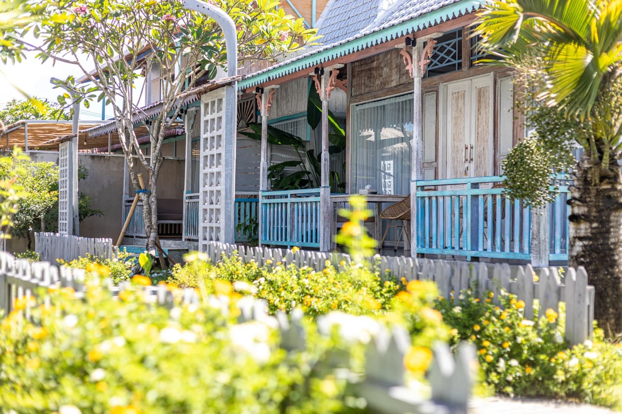 Charming 1BR Garden Villa w/ Pool