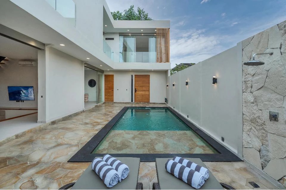 Fully Equipped 3BR 3.5BA Luxury Villa ✨✨