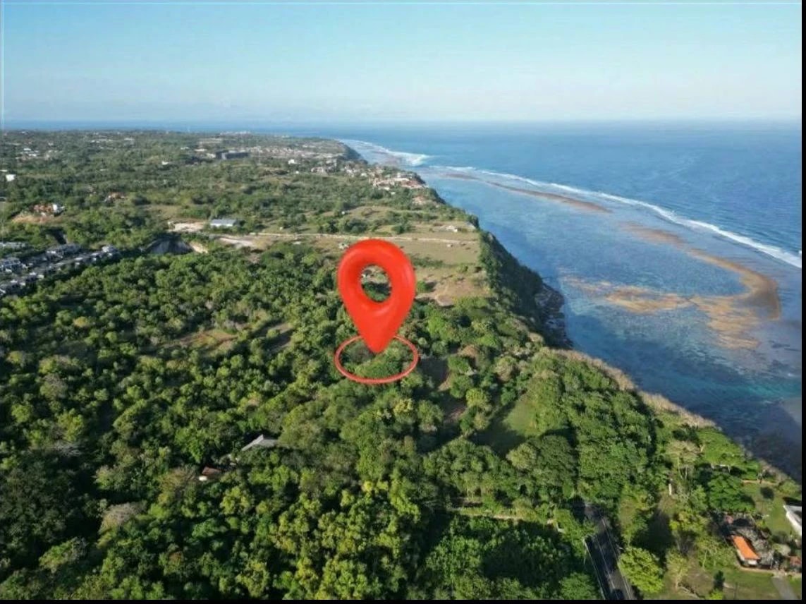 Freehold Cliff Front Land for Sale