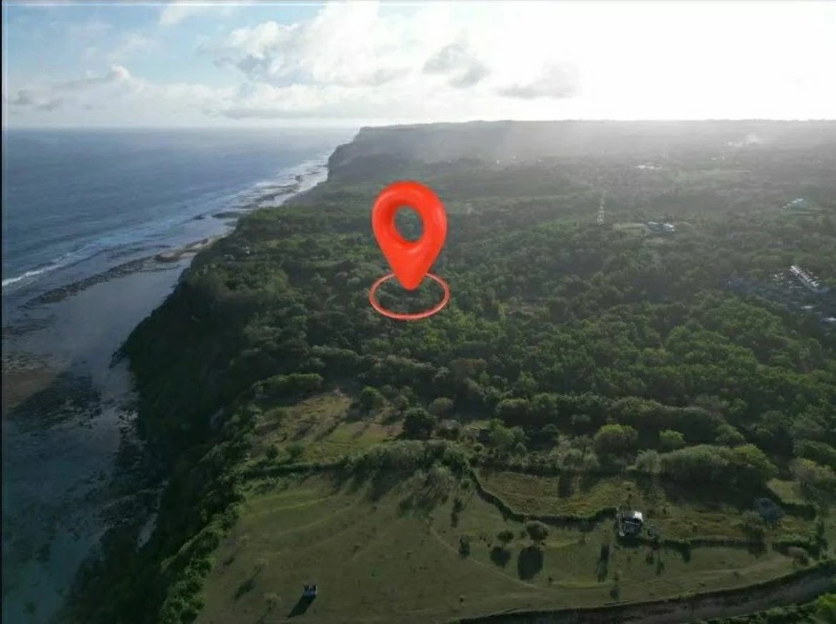 Freehold Cliff Front Land for Sale