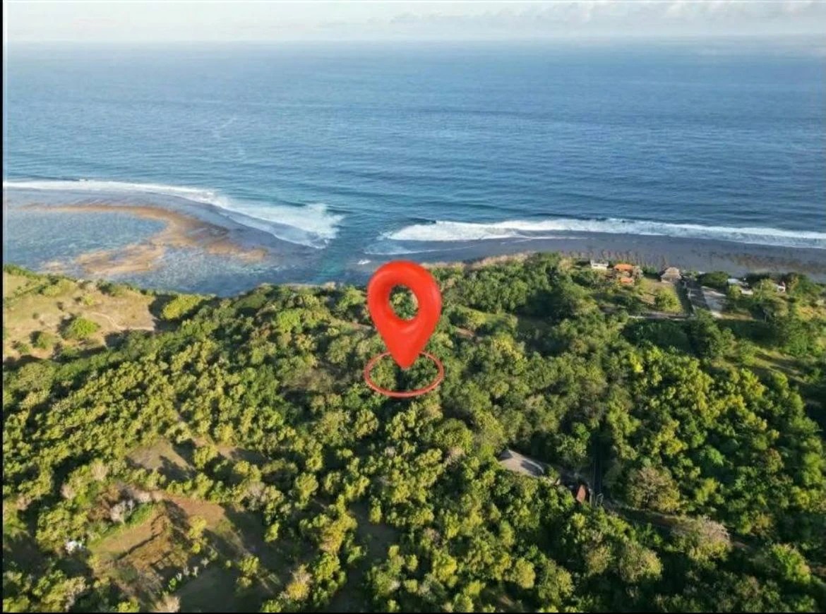 Freehold Cliff Front Land for Sale