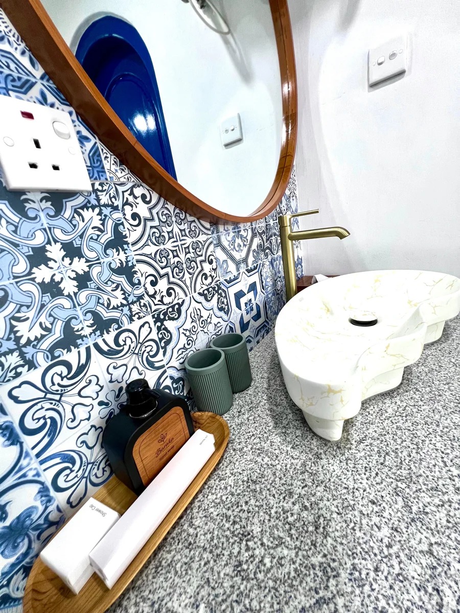 Brand New 1 Bedroom Padonan