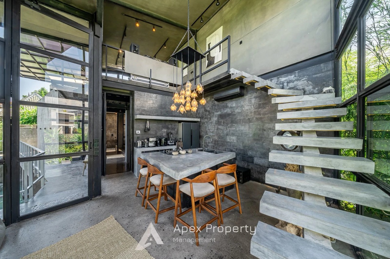4BD LUXURY LAVA LOFT VILLA