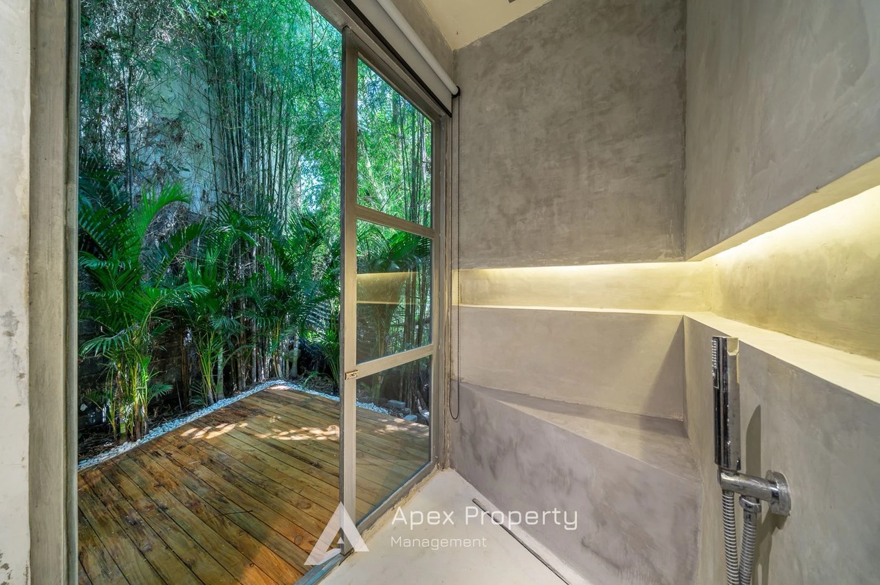 4BD LUXURY LAVA LOFT VILLA
