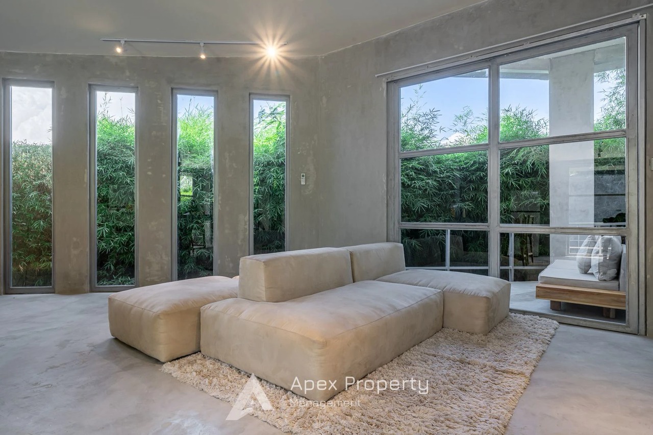 4BD LUXURY LAVA LOFT VILLA