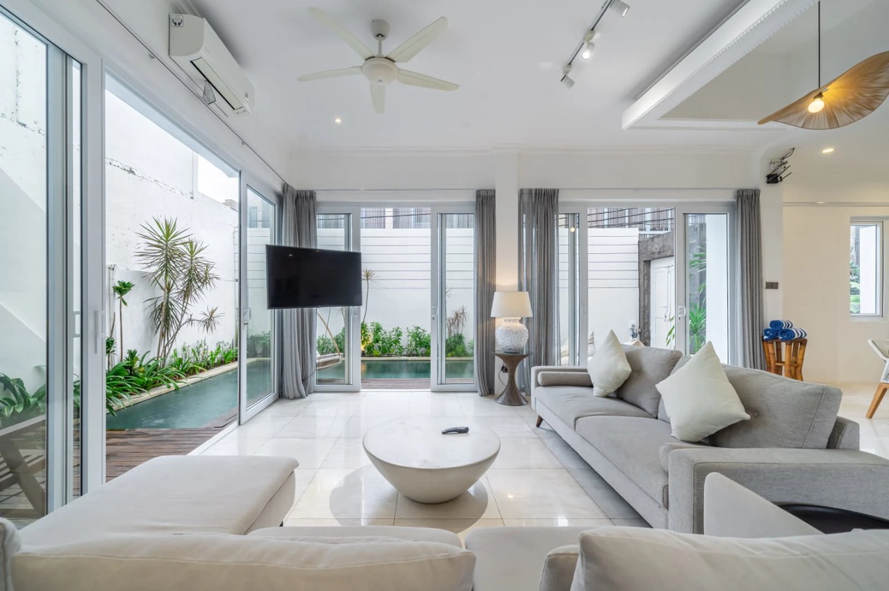 3BR Modern Villa with Modern Minimalist