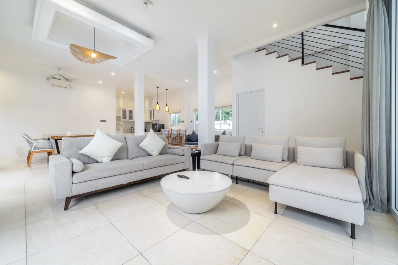 3BR Modern Villa with Modern Minimalist