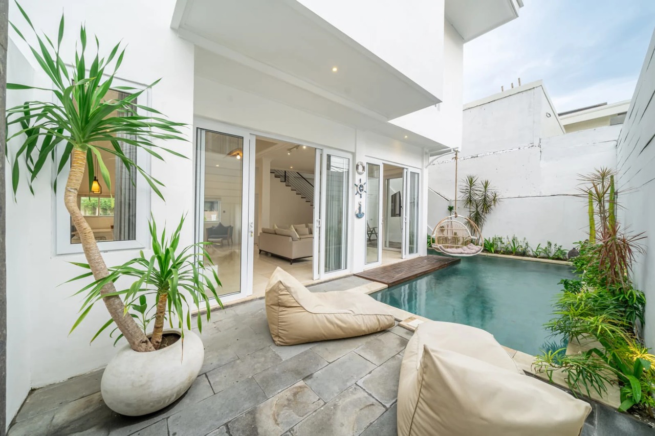 3BR Modern Villa with Modern Minimalist