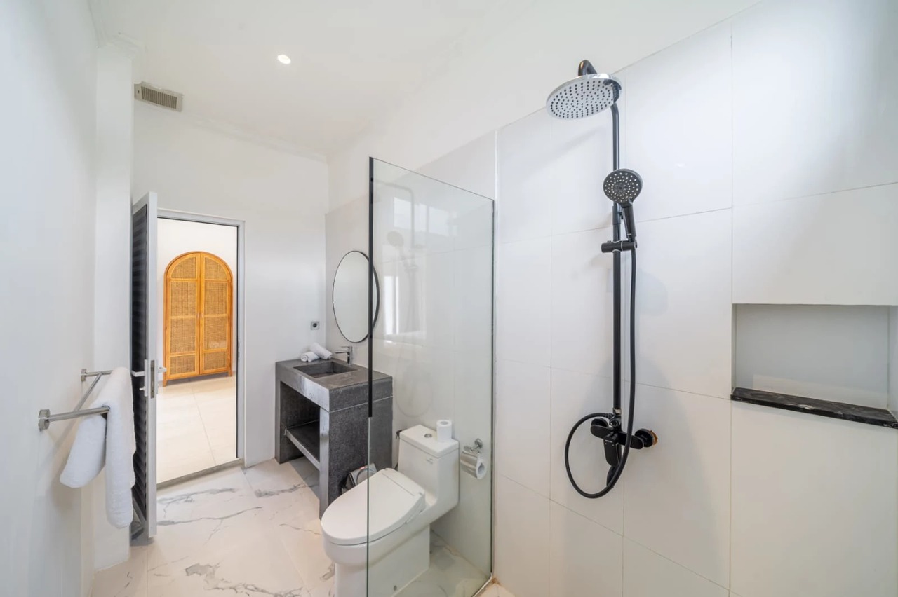 3BR Modern Villa with Modern Minimalist