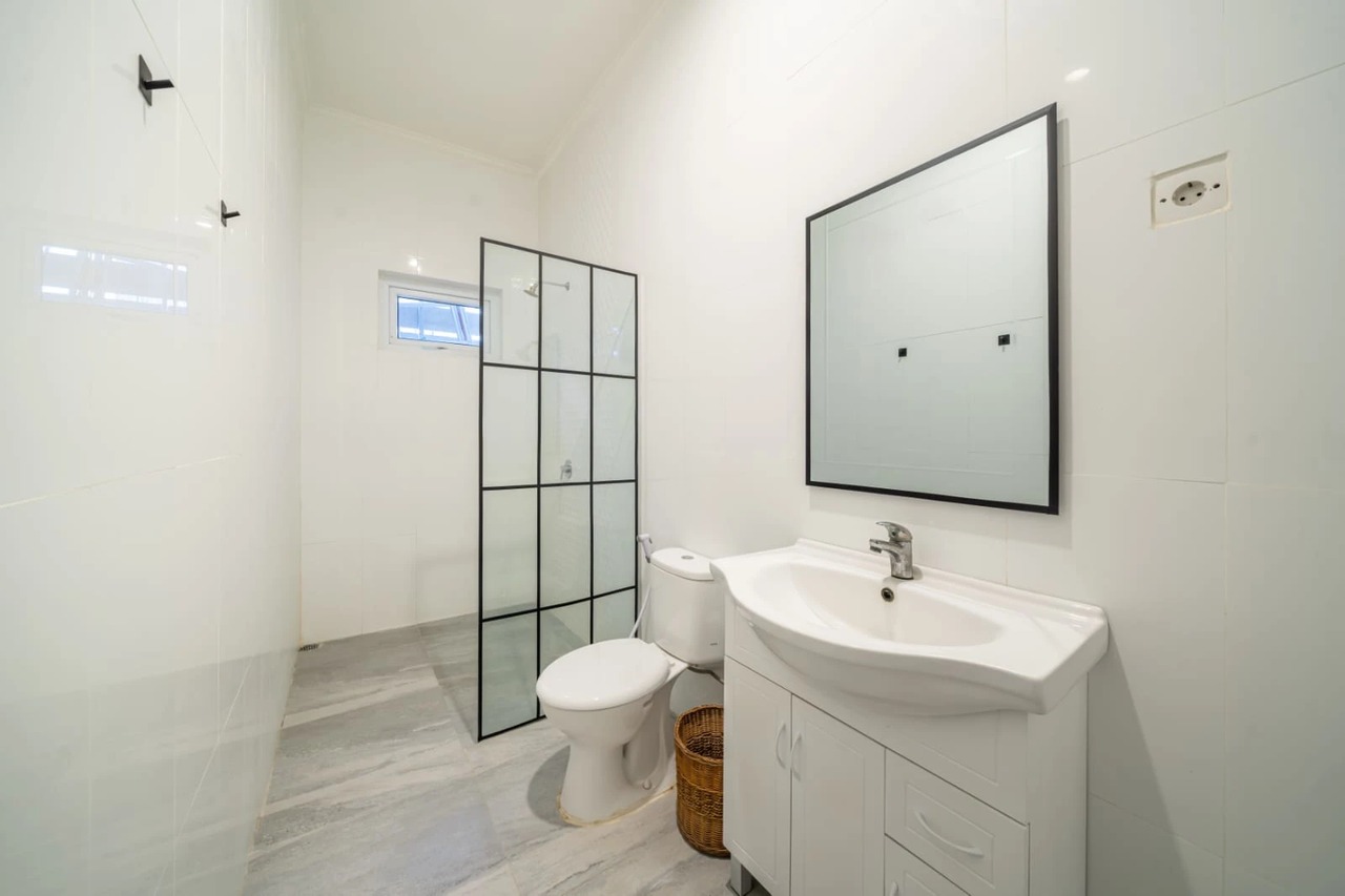 3BR Modern Villa with Modern Minimalist