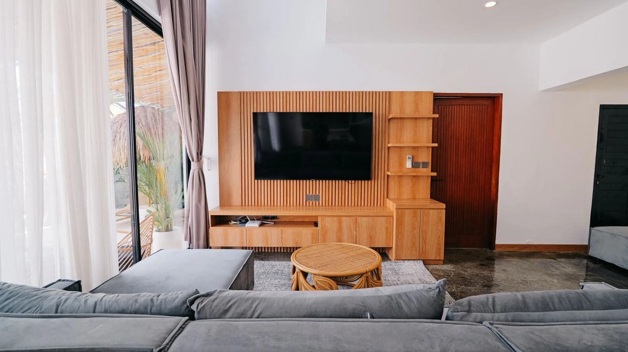 2BR VILLA IN UMALAS FOR LEASE (2UM4)