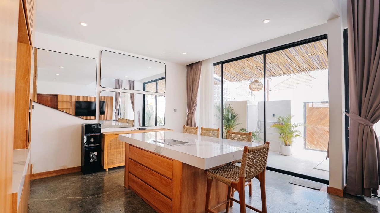 2BR VILLA IN UMALAS FOR LEASE (2UM4)