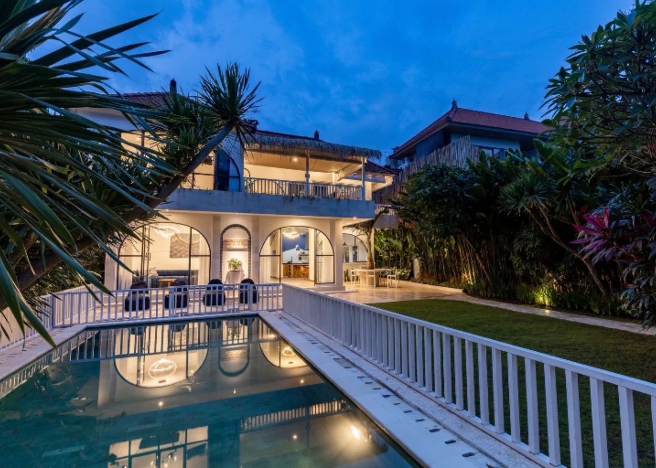 4BD NewlyRenovated Dream Villa LaFamilia