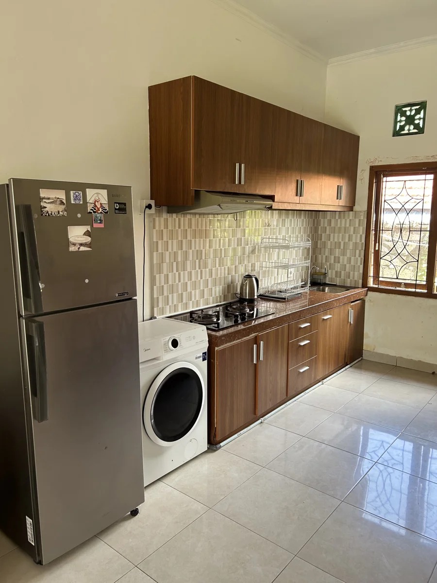 1 Room Available in a 2-Bedroom Villa