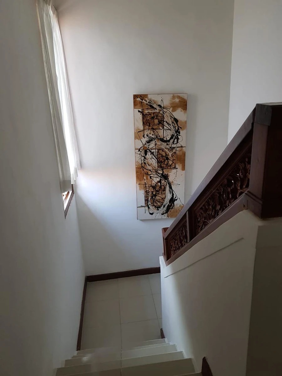 House in Mumbul