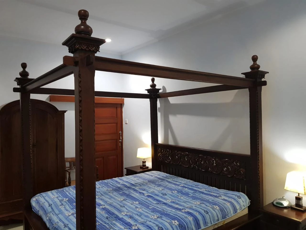 House in Mumbul