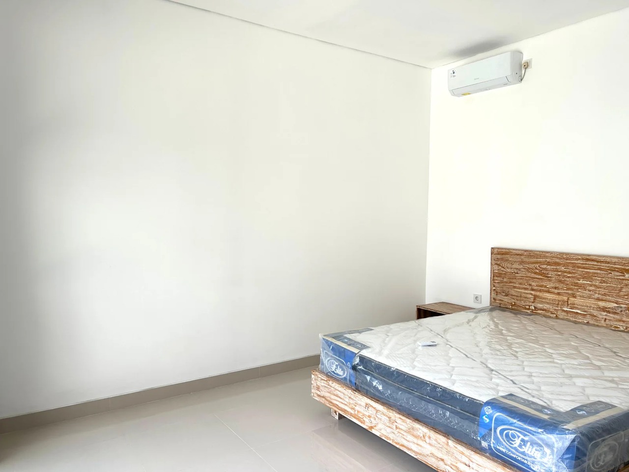 Brand new villa for Rent in Padonan 