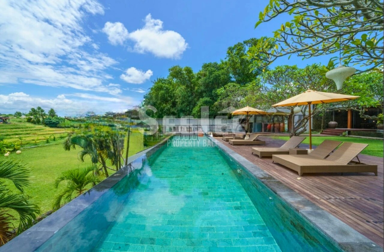 FREEHOLD VILLA IN TUKA CANGGU