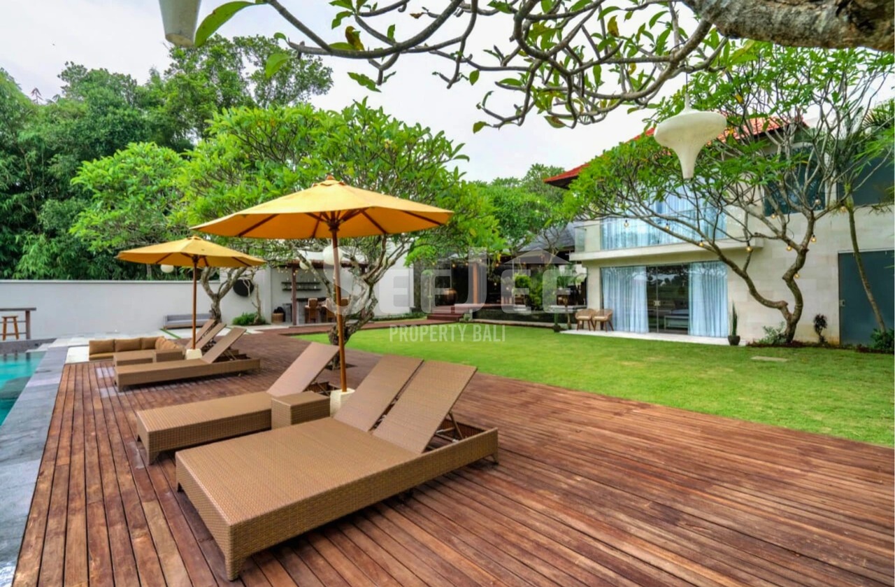 FREEHOLD VILLA IN TUKA CANGGU