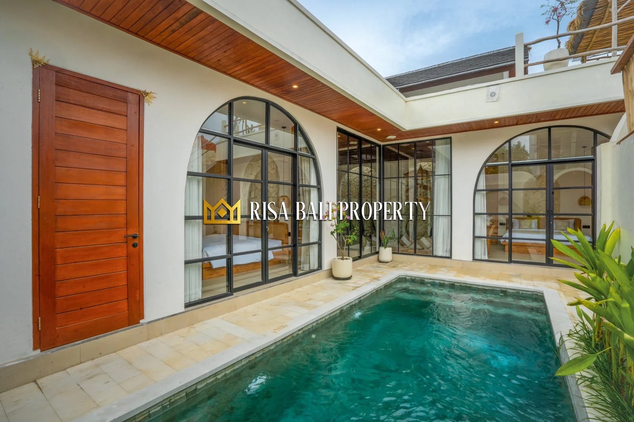 NEWLY BUILT MODERN VILLA