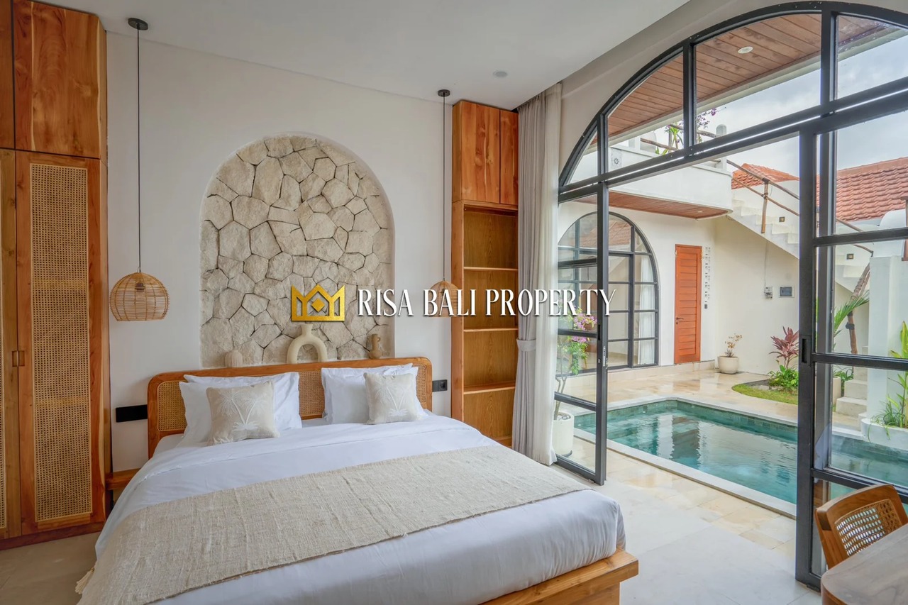 NEWLY BUILT MODERN VILLA