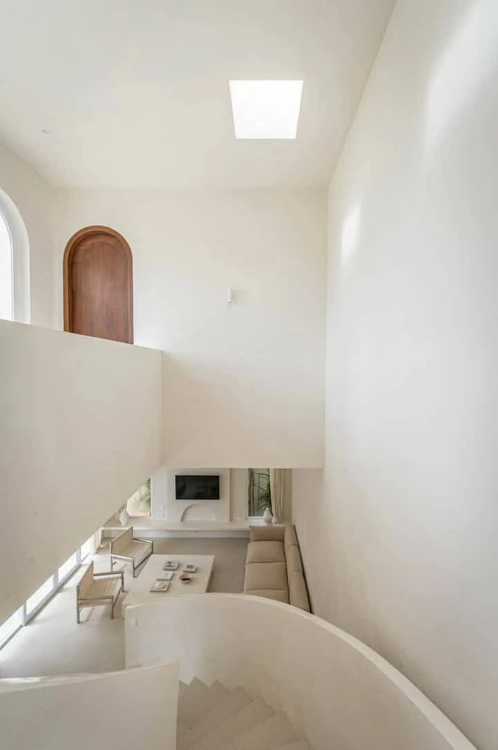 2BR VILLA WITH MODERN STYLE IN CANGGU