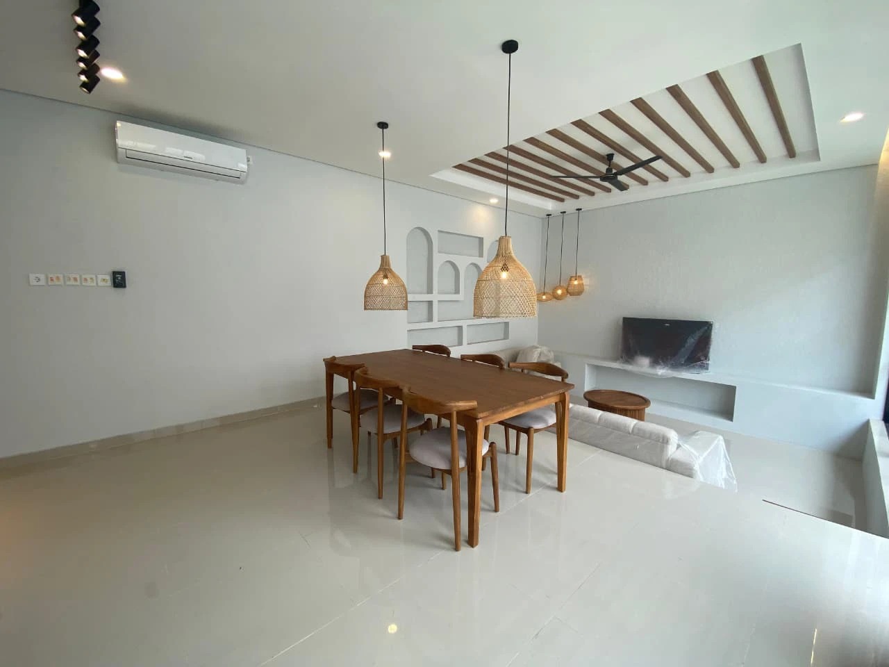 For rent 3br villa in canggu
