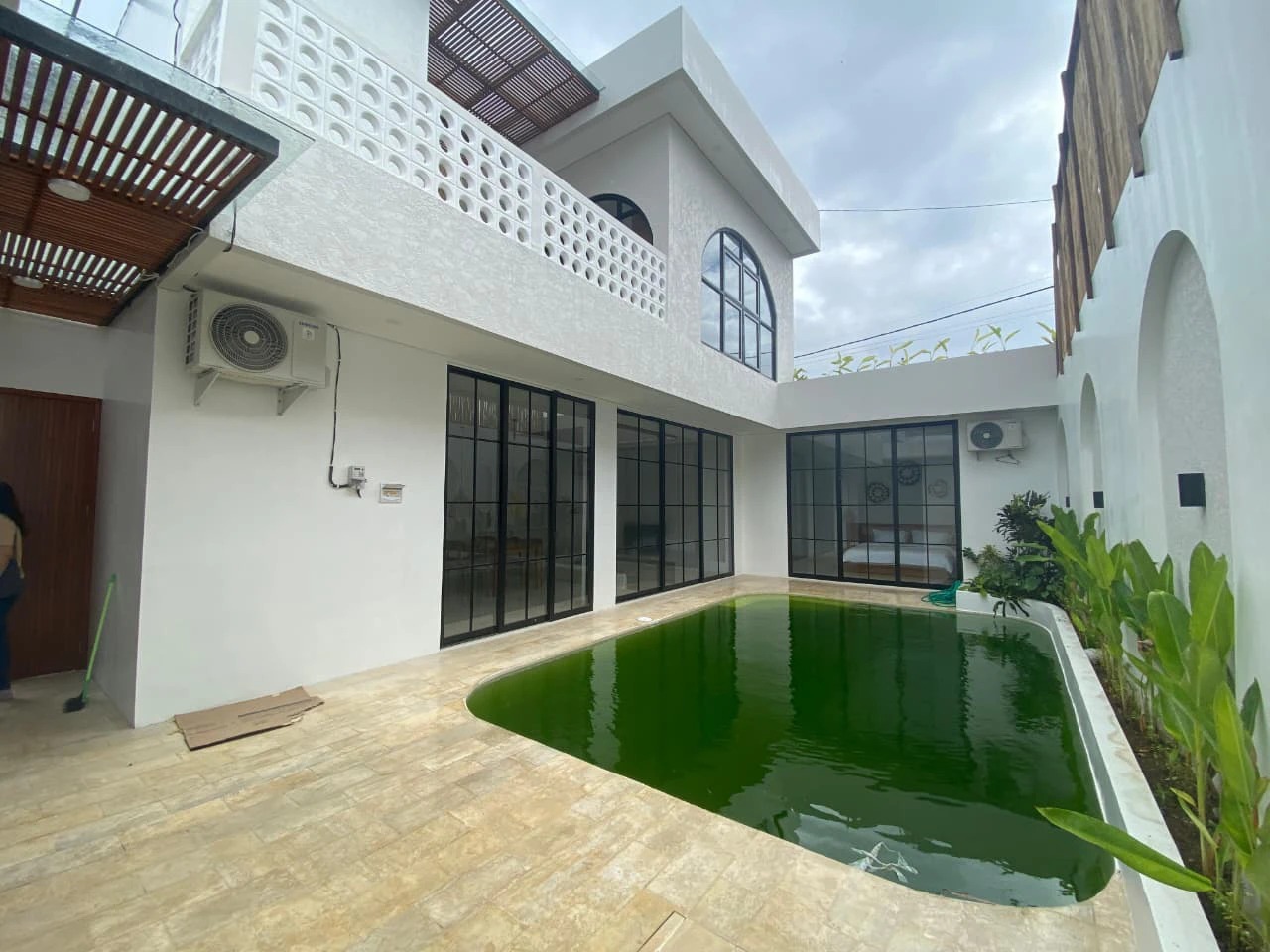 For rent 3br villa in canggu 