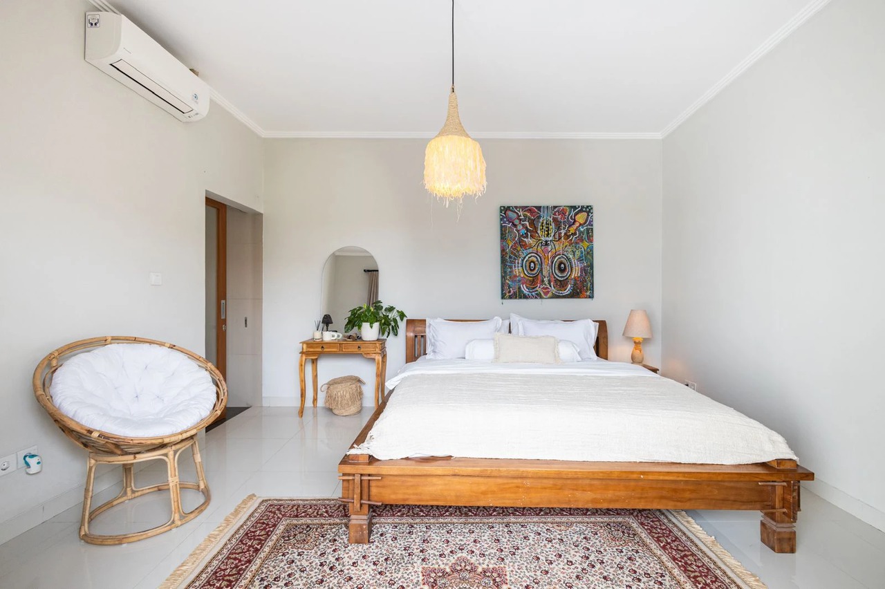 Stunning 2-Bedroom Villa for Rent