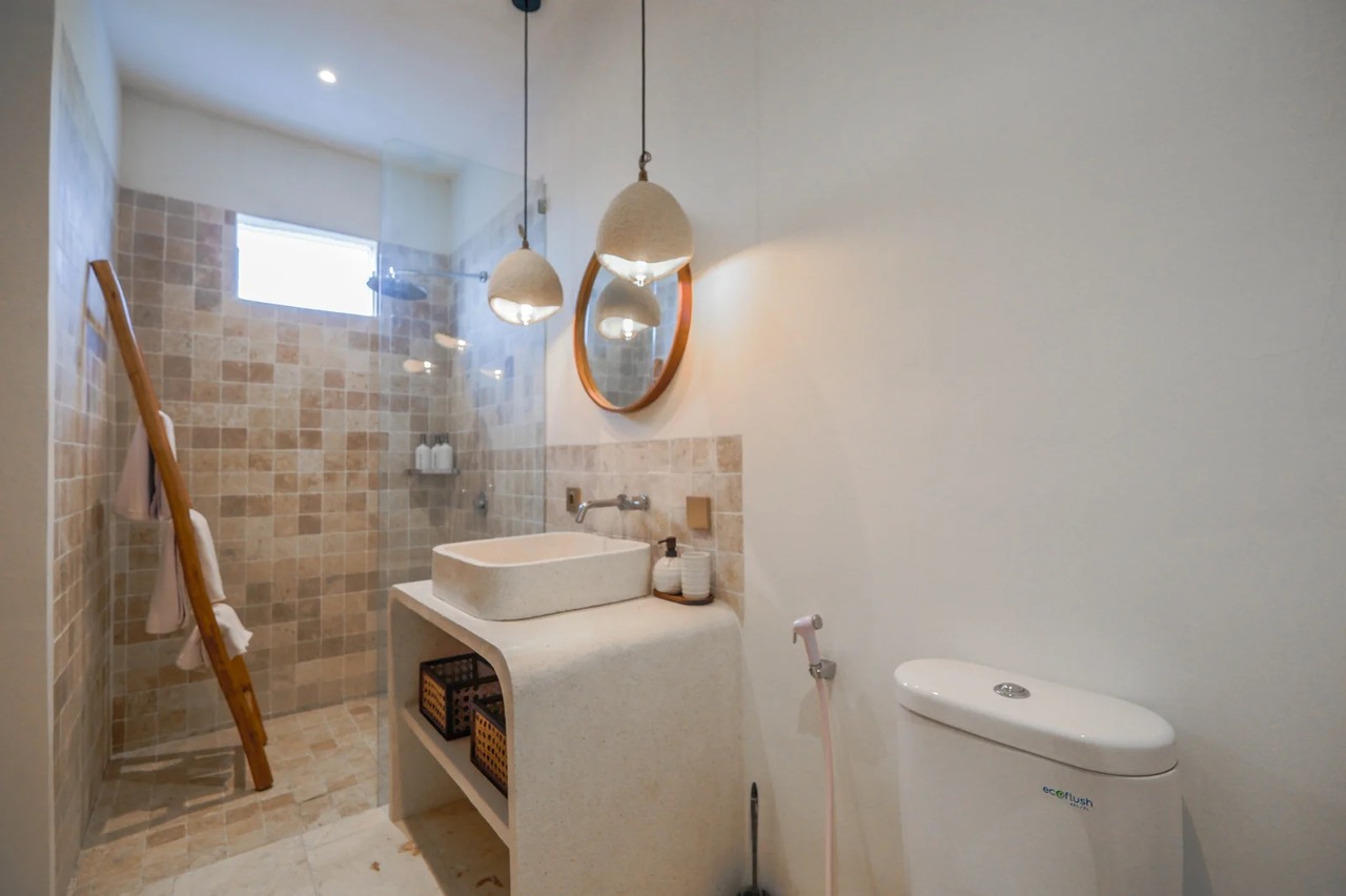 Modern 1BR Mediterranean Apartment