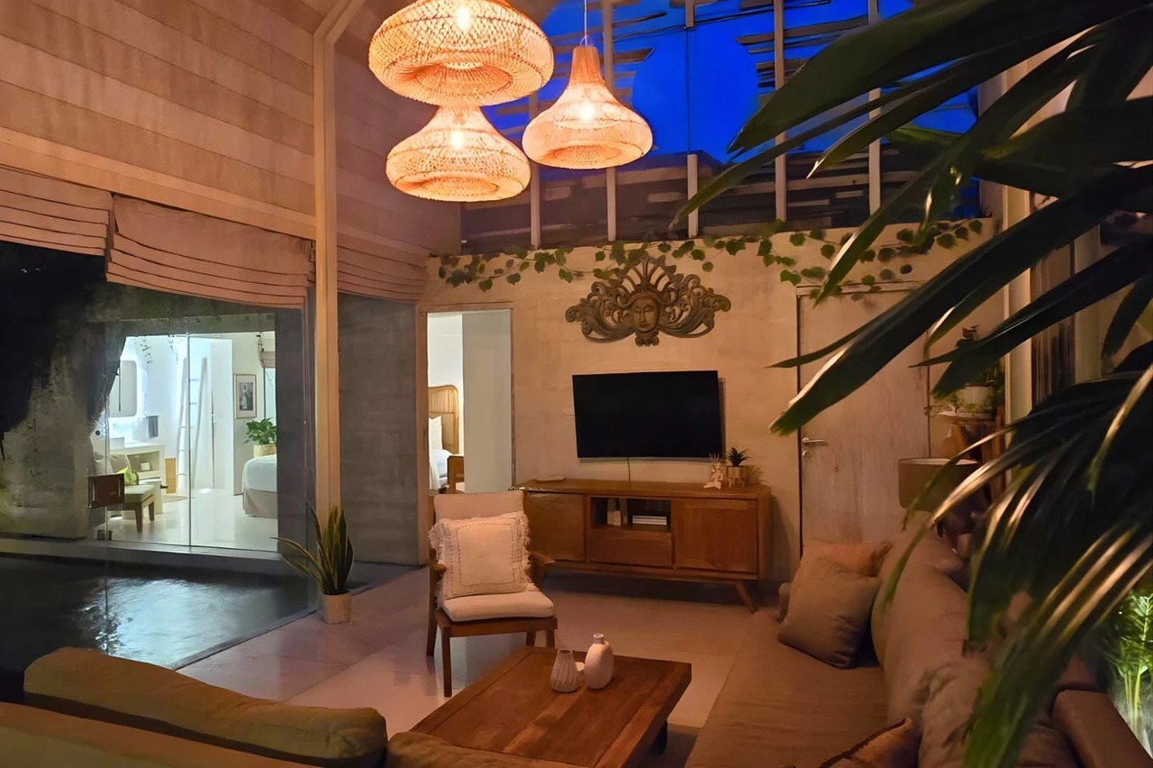2BR Villa For Lease in Canggu
