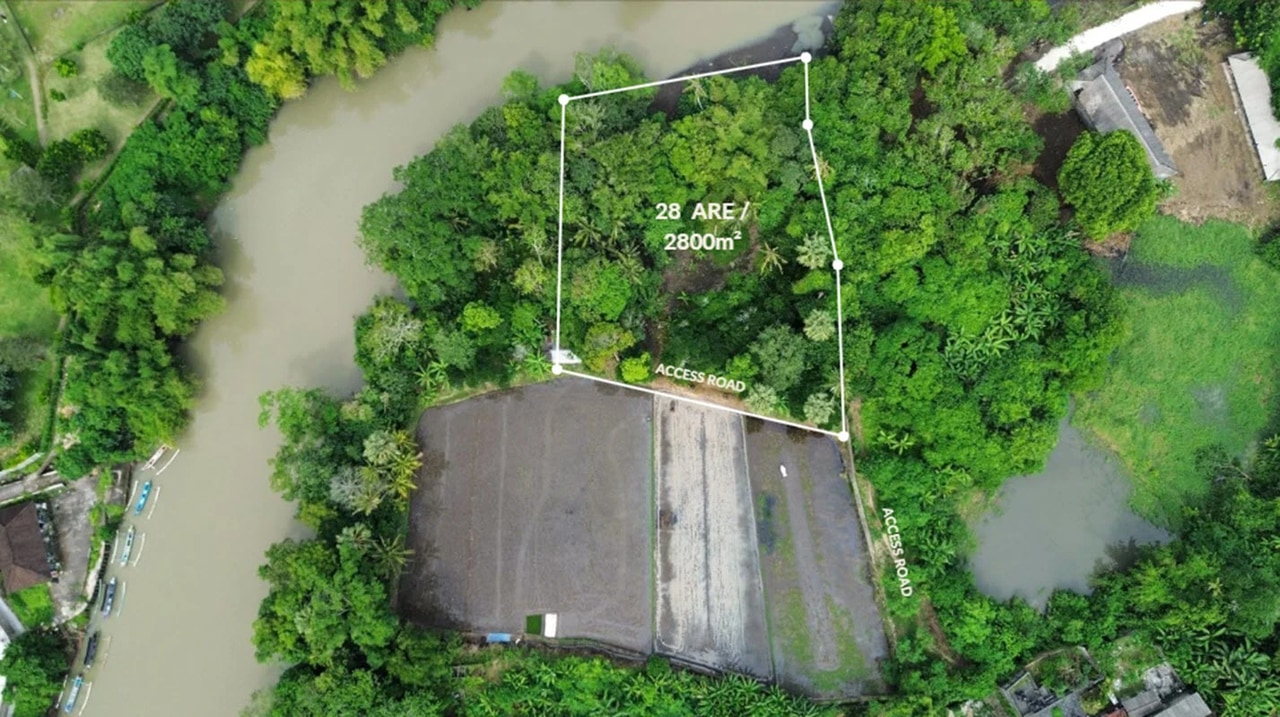 YEH GANGGA, 2,800m² Riverfront Land