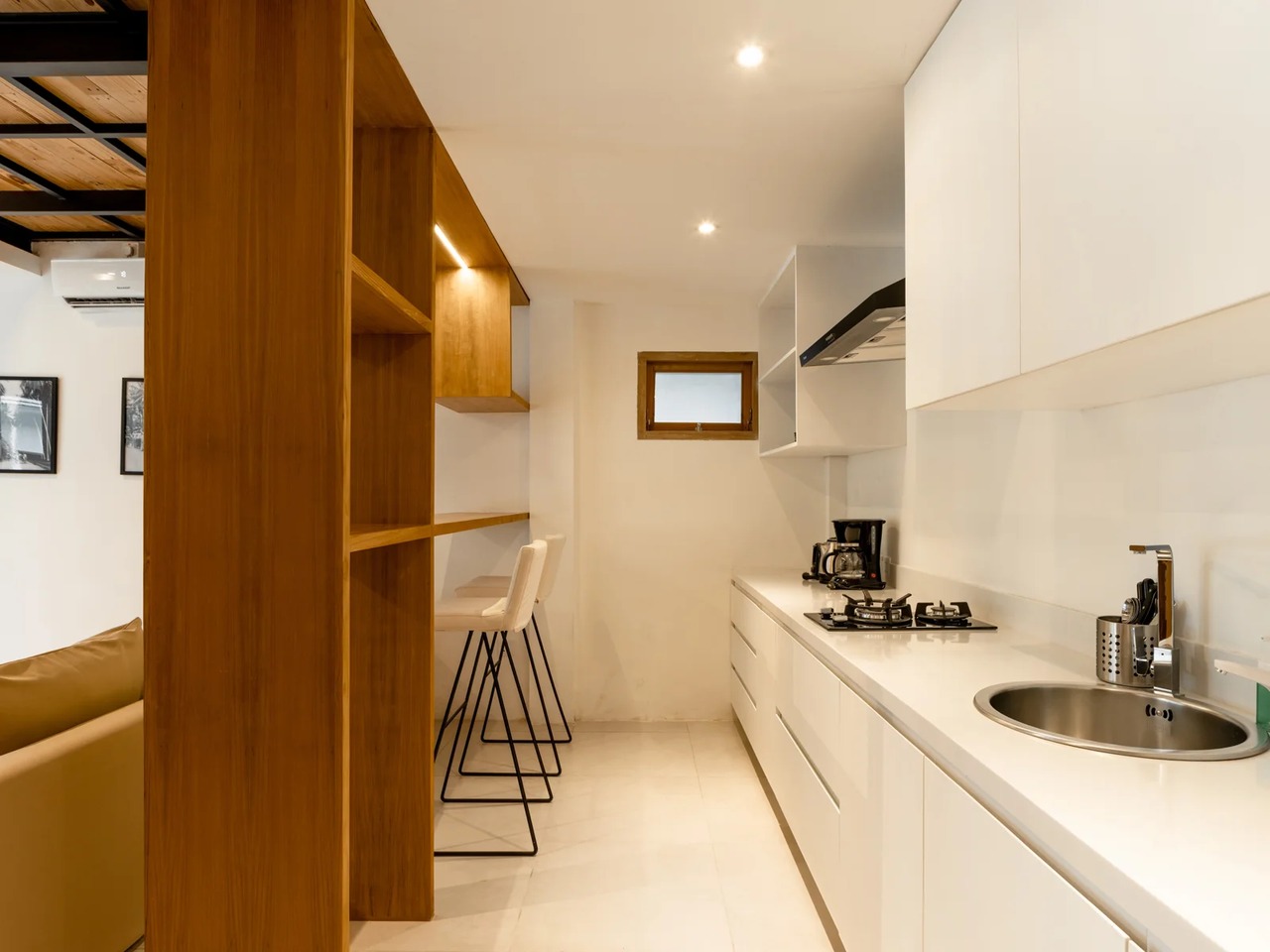 Chic 1BR Loft in Prime Location 